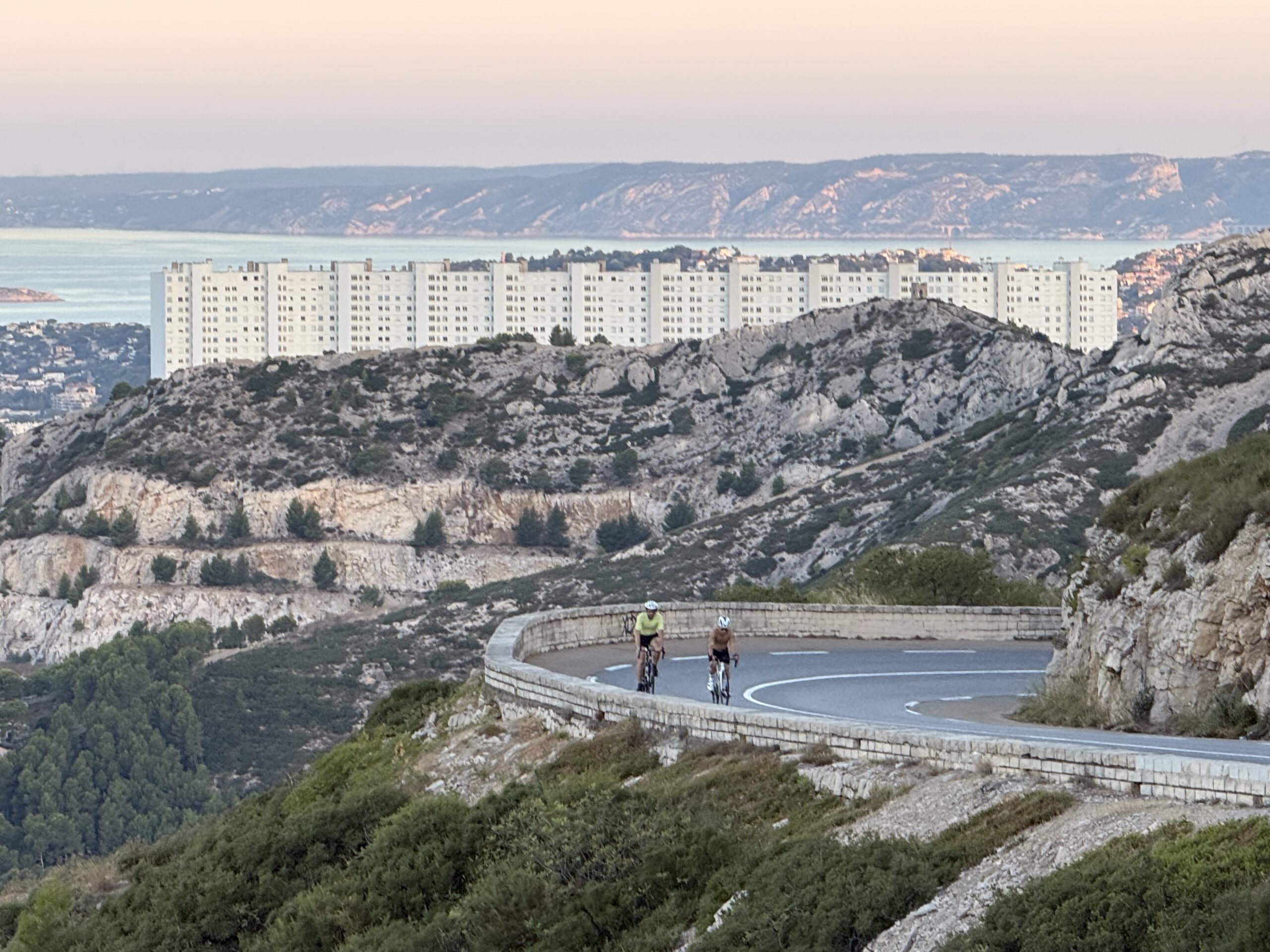 Marseille-Cannes – 214km – 2000 D+